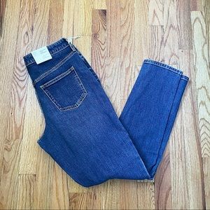 NWT Universal Thread High Rise Slim Straight Jeans Size 6 Long / 28 Long